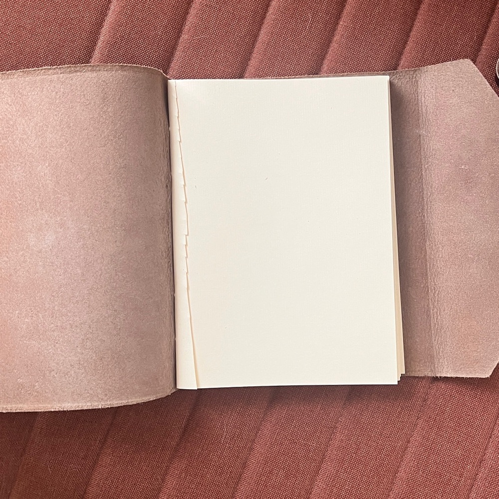 Leather bound journal - Picture 5 of 6